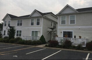 51 Jordan Ln in Middletown, NY - Building Photo