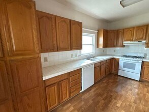 1517 19th Ave in Oakland, CA - Building Photo - Building Photo