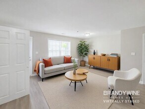 8594 Webb Rd in Riverdale, GA - Building Photo - Building Photo