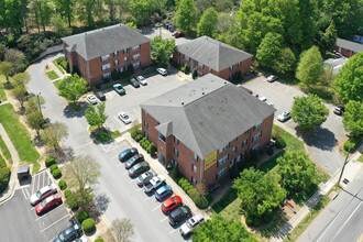 Reynolds Place Apartments in Greensboro, NC - Foto de edificio - Building Photo