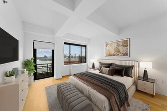 2 S End Ave, Unit PH04 in New York, NY - Foto de edificio - Building Photo