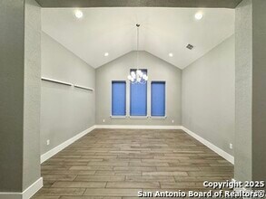 1610 Kinder Pkwy in San Antonio, TX - Building Photo - Building Photo