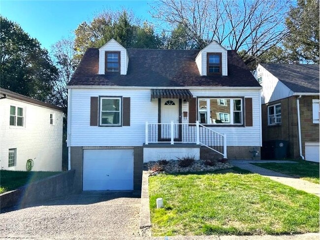 property at 941 Broadway Blvd