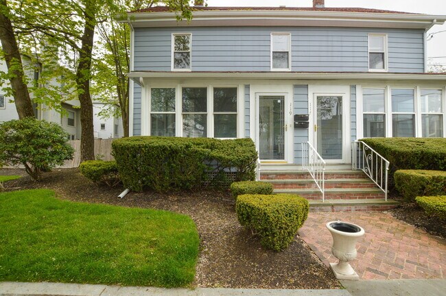 property at 117-119-119 River St