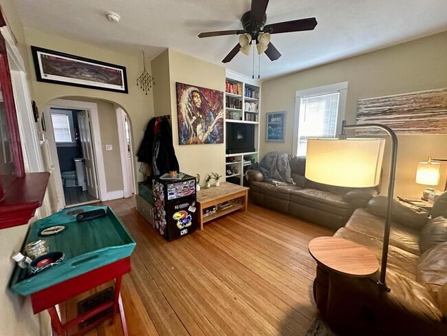 936 Alabama St in Lawrence, KS - Building Photo - Building Photo