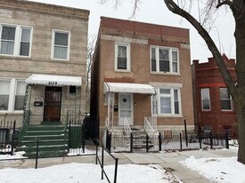 2136 S Homan Ave in Chicago, IL - Building Photo