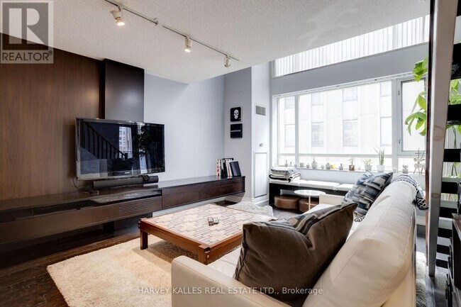 property at 80 Cumberland St