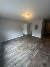 220 Willow Creek Drive in Madisonville, TN - Building Photo - Building Photo