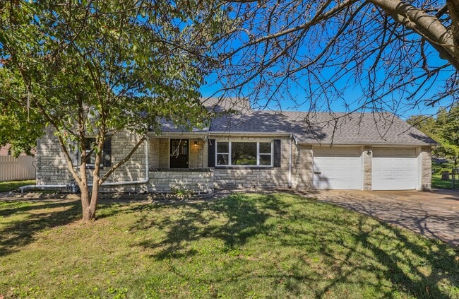 property at 1301 W High St