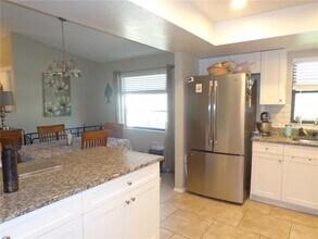 2475 Wood Oak Dr in Sarasota, FL - Building Photo - Building Photo