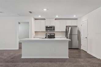 657 Grand Reserve Dr in Bunnell, FL - Building Photo - Building Photo