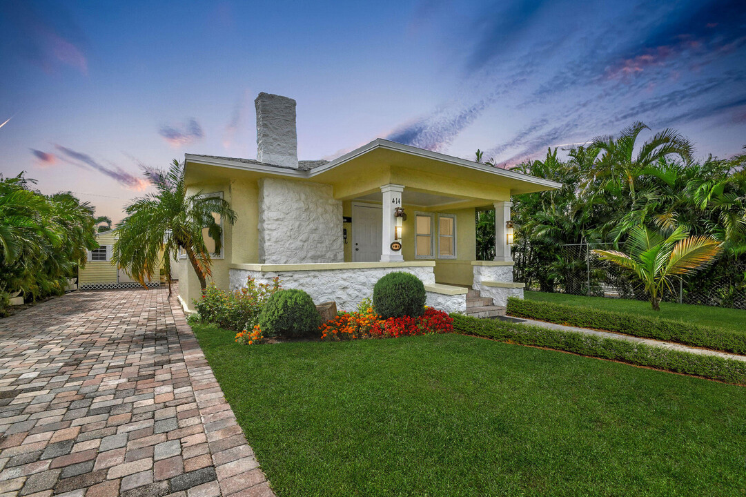 414 Ardmore Rd in West Palm Beach, FL - Building Photo