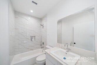 5653 Case Ave in Los Angeles, CA - Building Photo - Building Photo