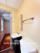 1045 W 8th Alley in Eugene, OR - Building Photo - Building Photo