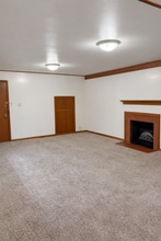 215 N Ninth St in Festus, MO - Building Photo - Building Photo