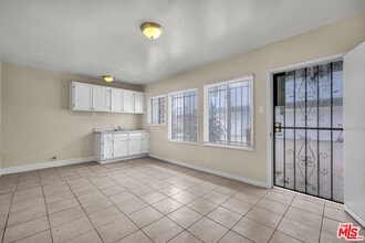 522 E Kelso St in Inglewood, CA - Building Photo - Building Photo