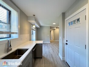 1133 Oak Ave in Evanston, IL - Foto de edificio - Building Photo