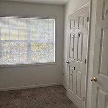 2021 Wolf Tech Ln in Raleigh, NC - Foto de edificio - Building Photo