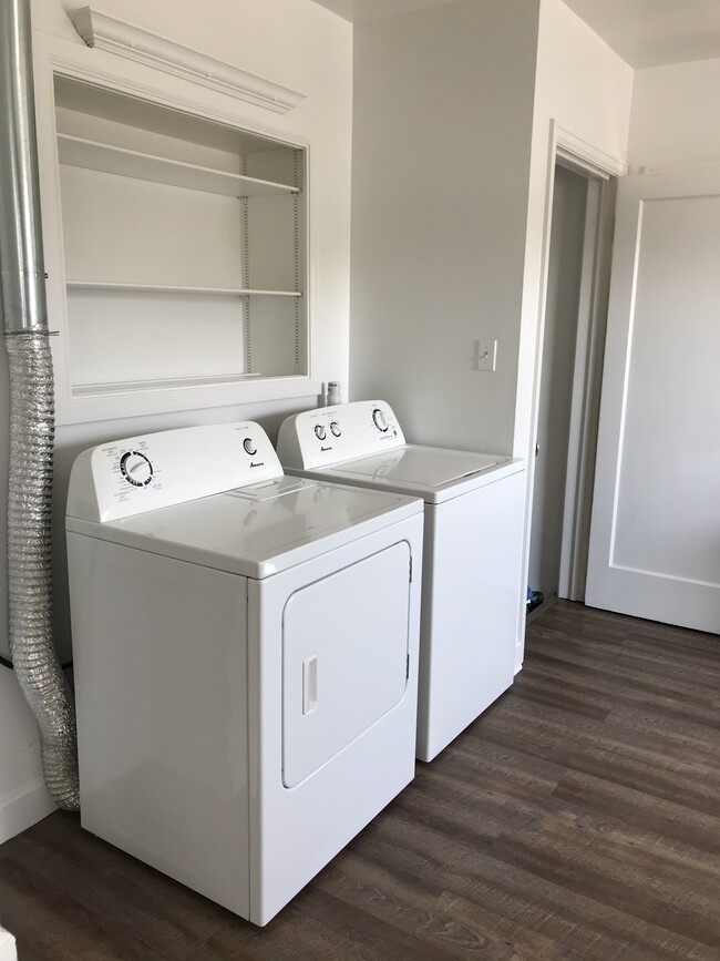 408 E Terry St, Unit Up in Pocatello, ID - Building Photo - Building Photo