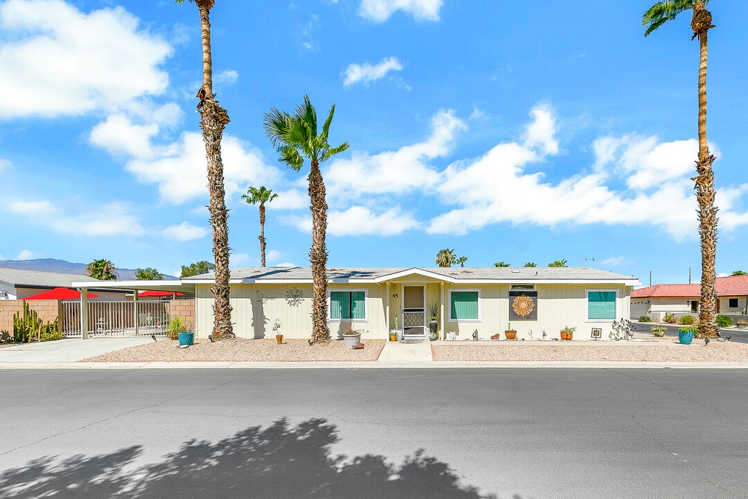 81641 Ave 48 in Indio, CA - Building Photo