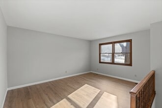 1708 Sparrow Point Ln in Fenton, MO - Building Photo - Building Photo