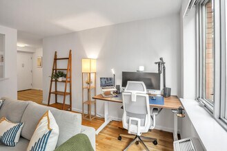 120 W 21st St, Unit FL5-ID404175P in New York, NY - Foto de edificio - Building Photo