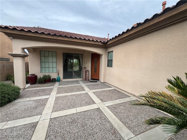 14 Hunt Valley Trail in Henderson, NV - Building Photo - Building Photo