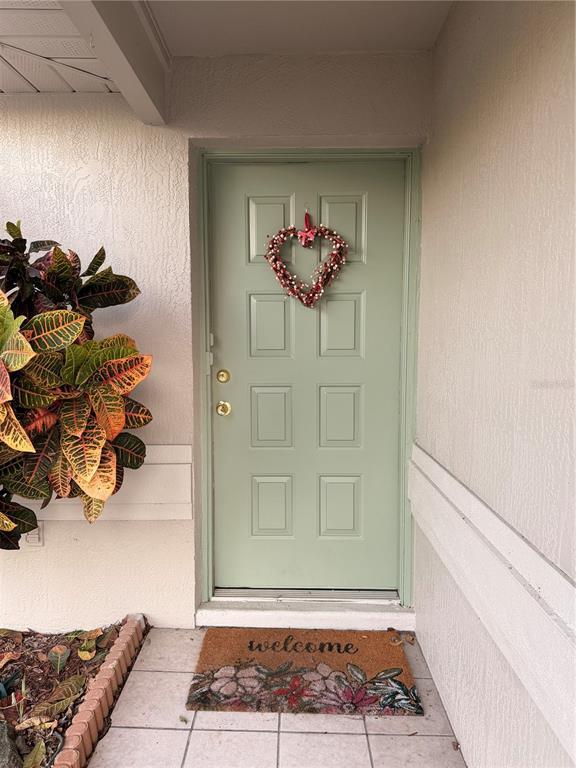 7308 Fairwood Ave in New Port Richey, FL - Foto de edificio - Building Photo