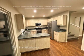 11514 134th St Ct E in Puyallup, WA - Foto de edificio - Building Photo