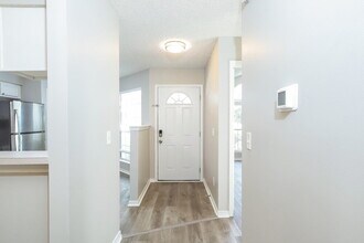 11128 Caroline Crest Dr in Jacksonville, FL - Building Photo - Building Photo
