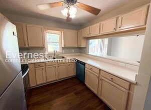 5016 Cheshire Ct, Unit 19-3 in Birmingham, AL - Foto de edificio - Building Photo