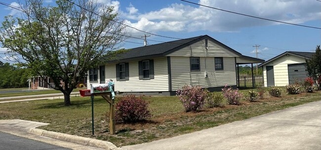 property at 2980 Bragg St