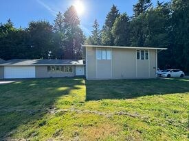 24036 NE 142nd Ave in Battle Ground, WA - Building Photo