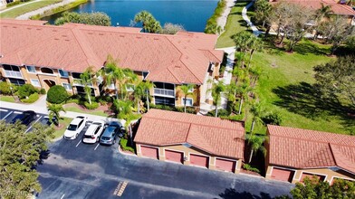 1820 Florida Club Cir in Naples, FL - Foto de edificio - Building Photo