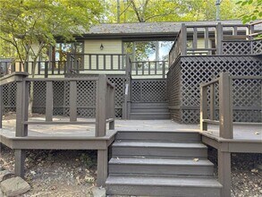 8984 Falls Hollow Rd in Rogers, AR - Building Photo - Building Photo
