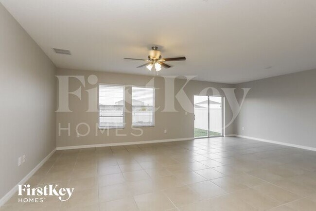 1770 Broad Winged Hawk Dr in Ruskin, FL - Building Photo - Building Photo
