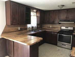 4220 SE 49th St in Oklahoma City, OK - Building Photo - Building Photo