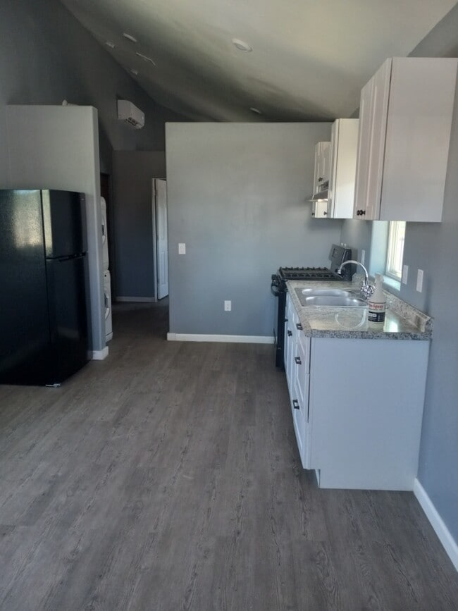 708 W 13th St in Roswell, NM - Foto de edificio - Building Photo