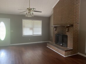 4055 Sharon Dr in Gainesville, GA - Building Photo - Building Photo