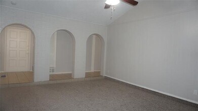 2308 Warwick Ct in Bedford, TX - Building Photo - Building Photo