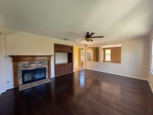 7309 Calle Conifera in Carlsbad, CA - Building Photo - Building Photo