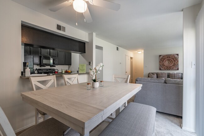 Landings At Winchester in Memphis, TN - Foto de edificio - Interior Photo