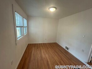 46 Lawn Ave in Quincy, MA - Foto de edificio - Building Photo