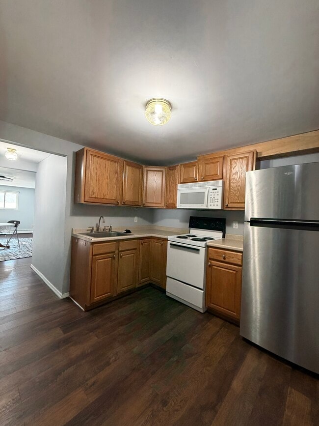 169 Fifty Acre Rd S, Unit 1