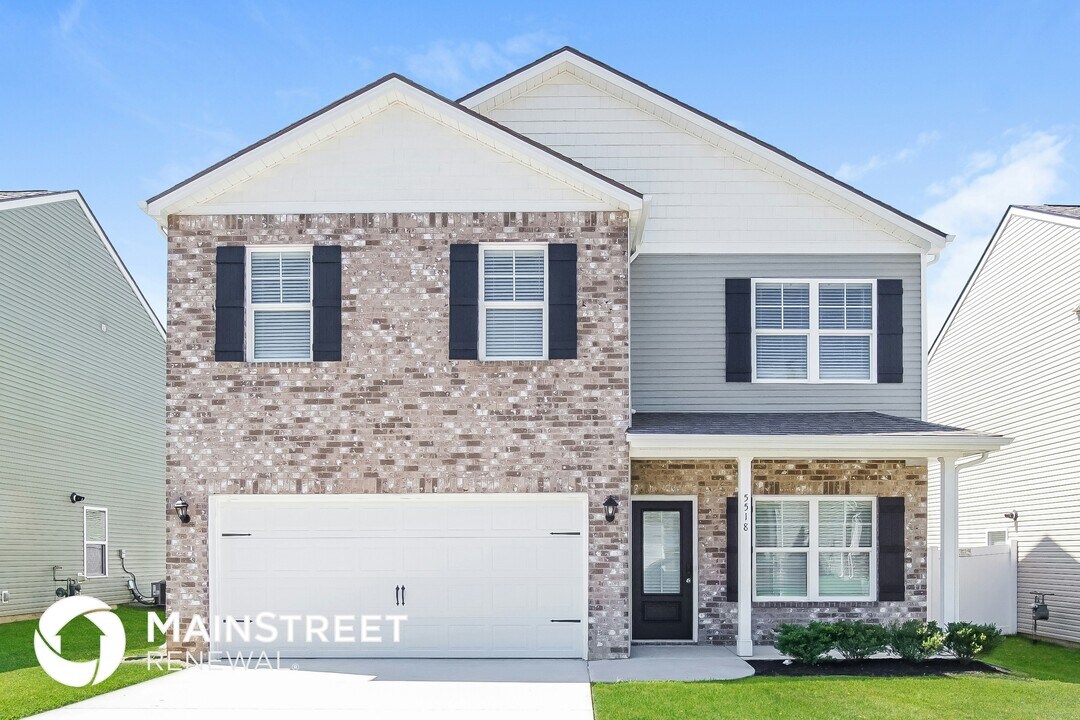5518 English Holly Wy in Knoxville, TN - Building Photo