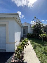 4020 SW 72nd Way in Davie, FL - Building Photo - Building Photo