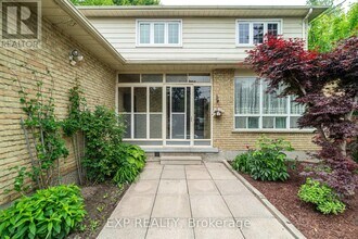 451 Palmer Ave in Richmond Hill, ON - Building Photo - Building Photo