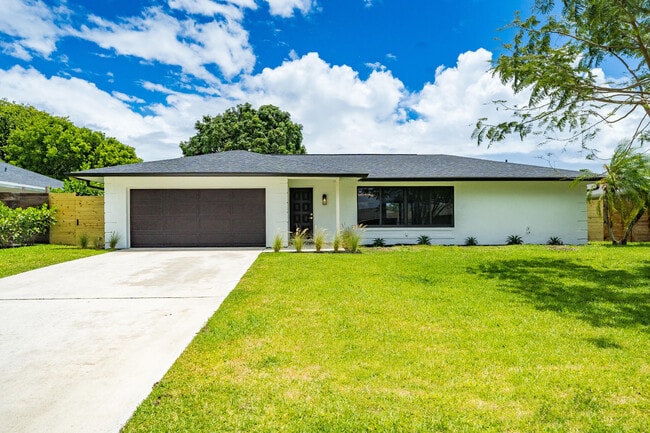 property at 11758 Banyan St