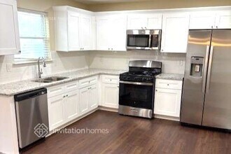 5904 Bluegrass View in Fairburn, GA - Building Photo - Building Photo