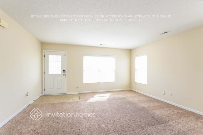 1422 Moondance Ln in Charlotte, NC - Foto de edificio - Building Photo